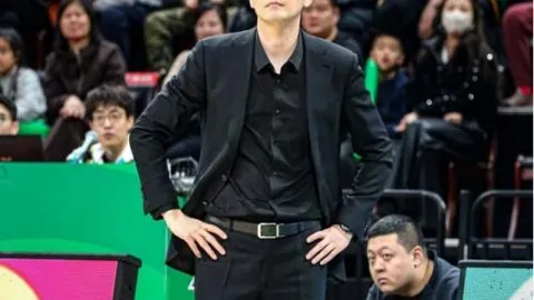 巴西队不敌阿根廷，多里瓦尔教练遭解聘